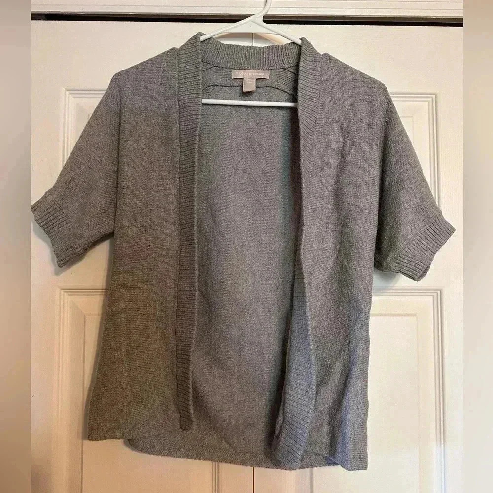 Banana Republic Grey Short Sleeve Cardigan Sweater